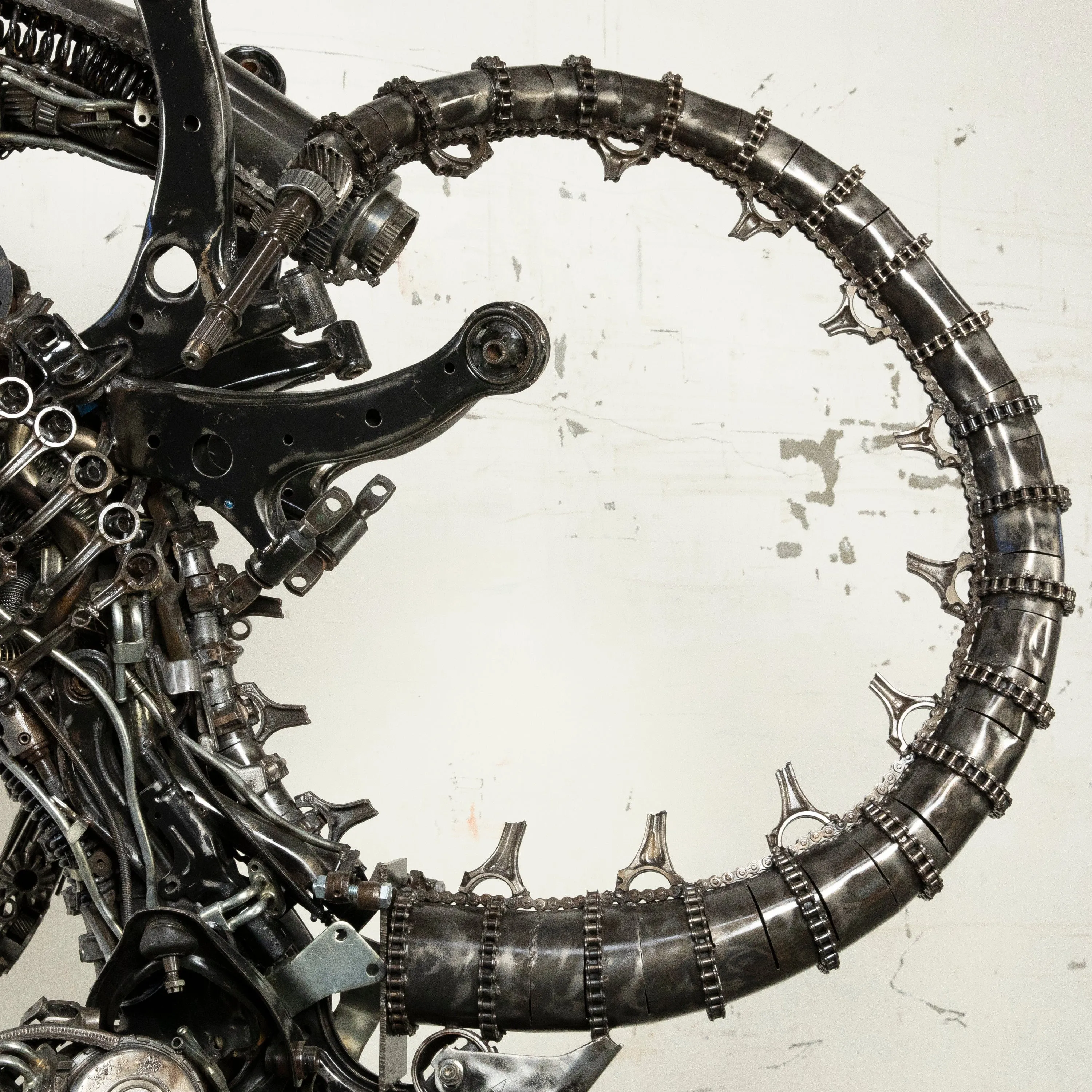 91 Alien Inspired Recycled Metal Art Sculpture