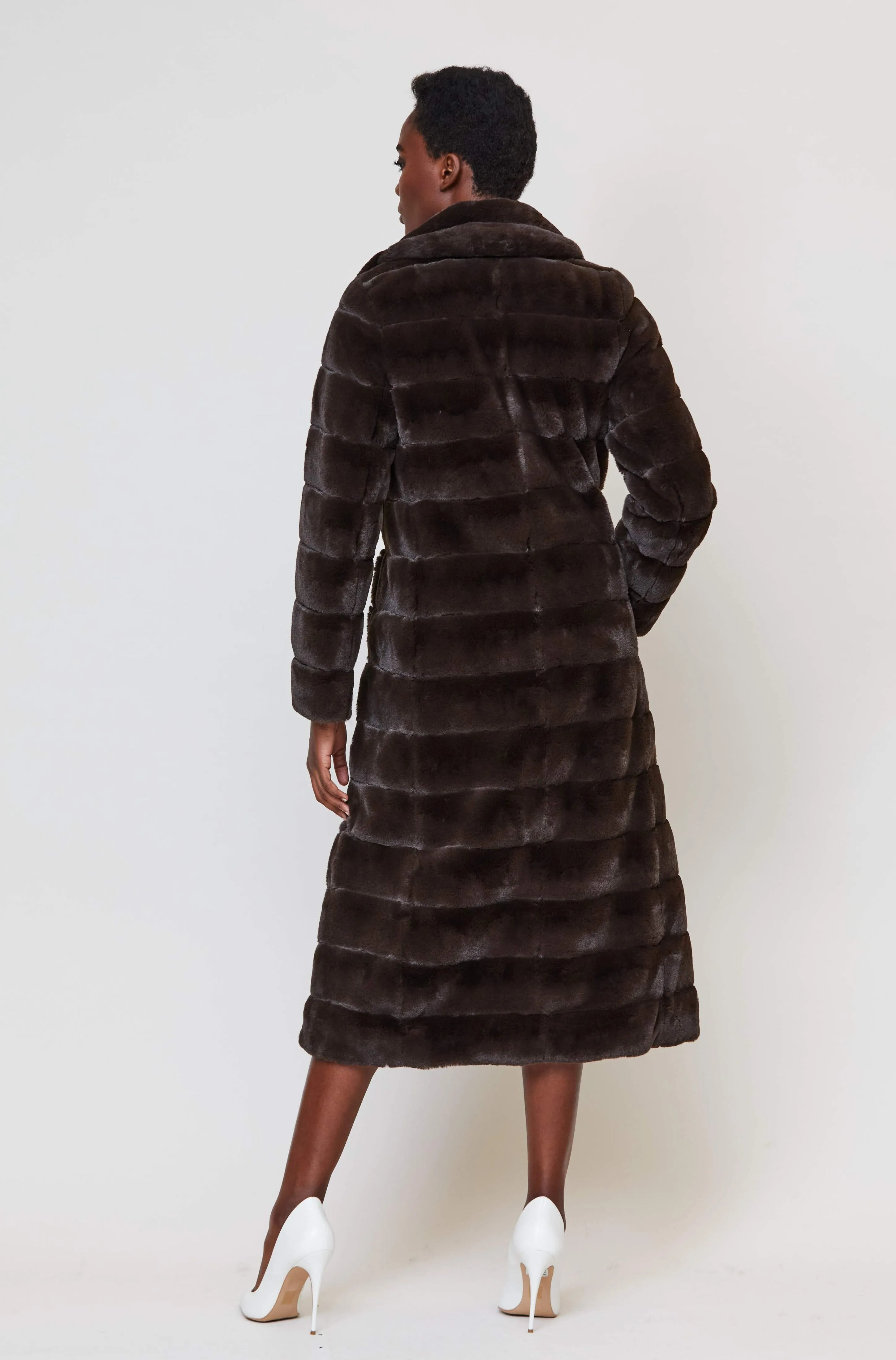 Catherine Rayé Coat in Chocolat