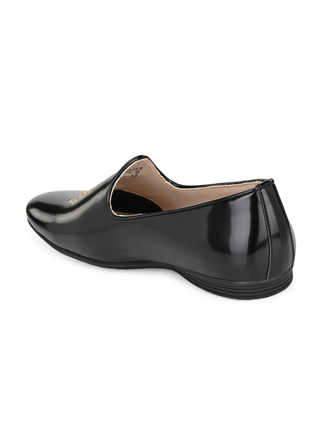 Genial Black Slip-Ons