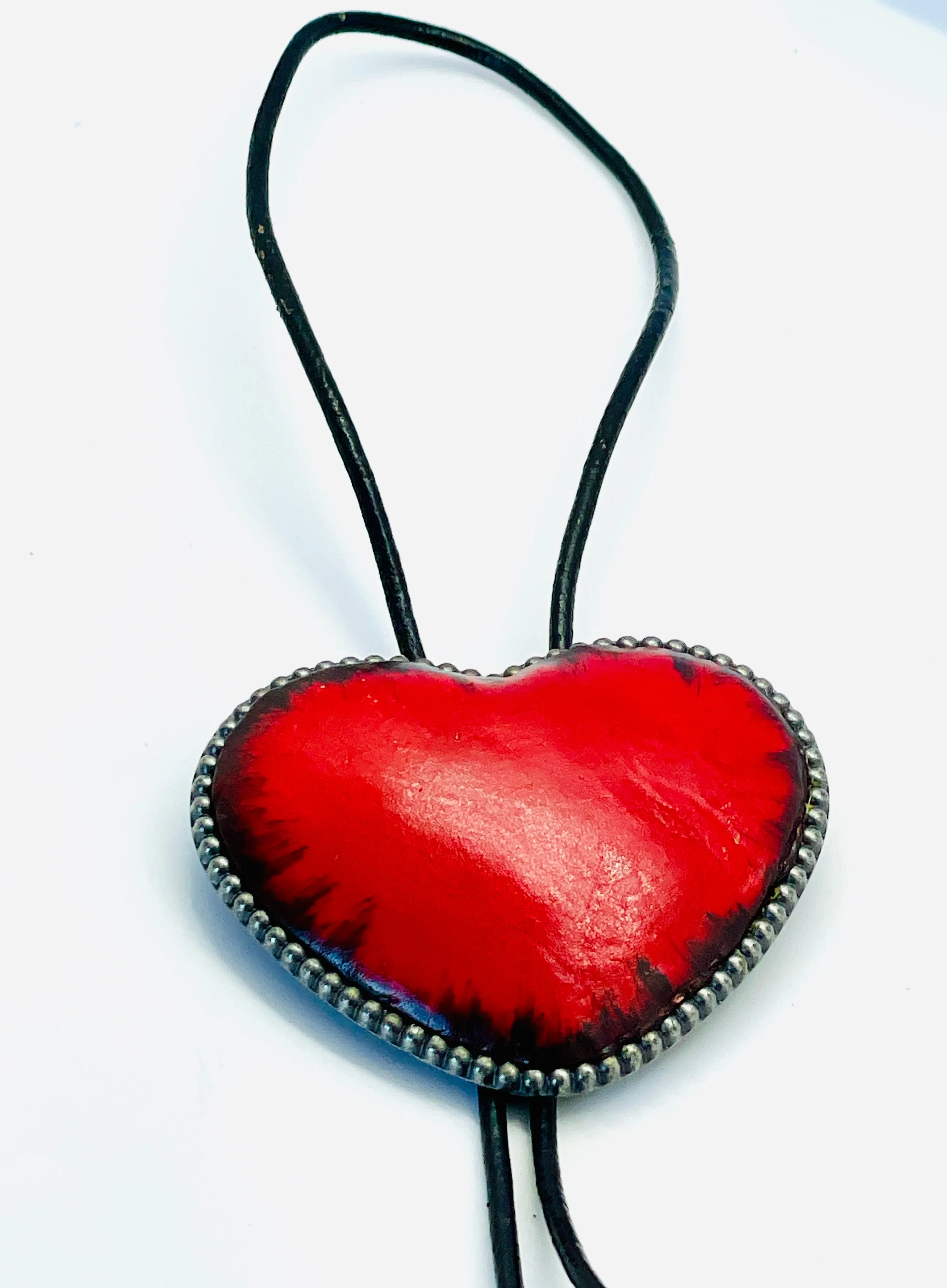 HEART BOLO