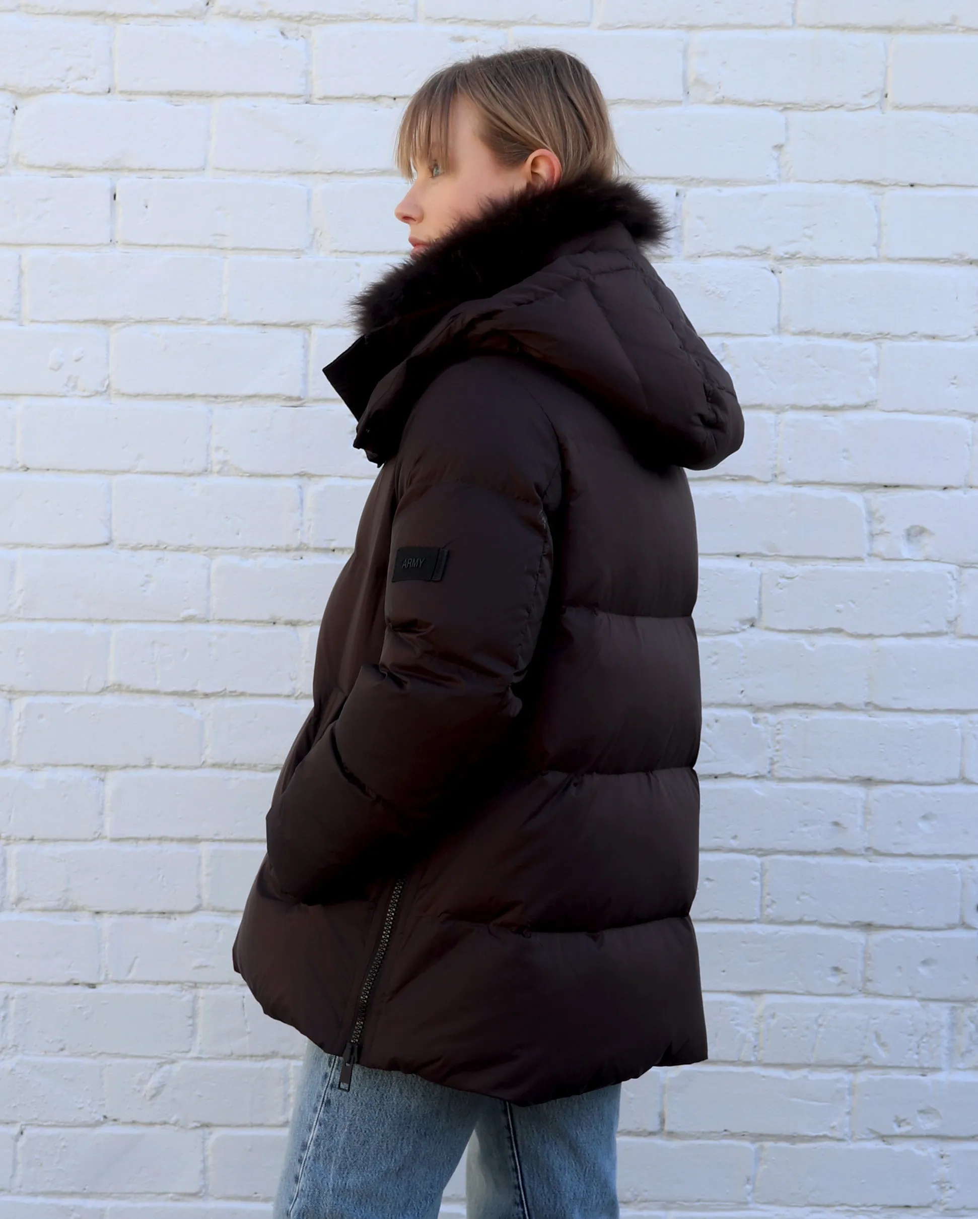 TECH FABRIC DOWN JACKET / MOCHA