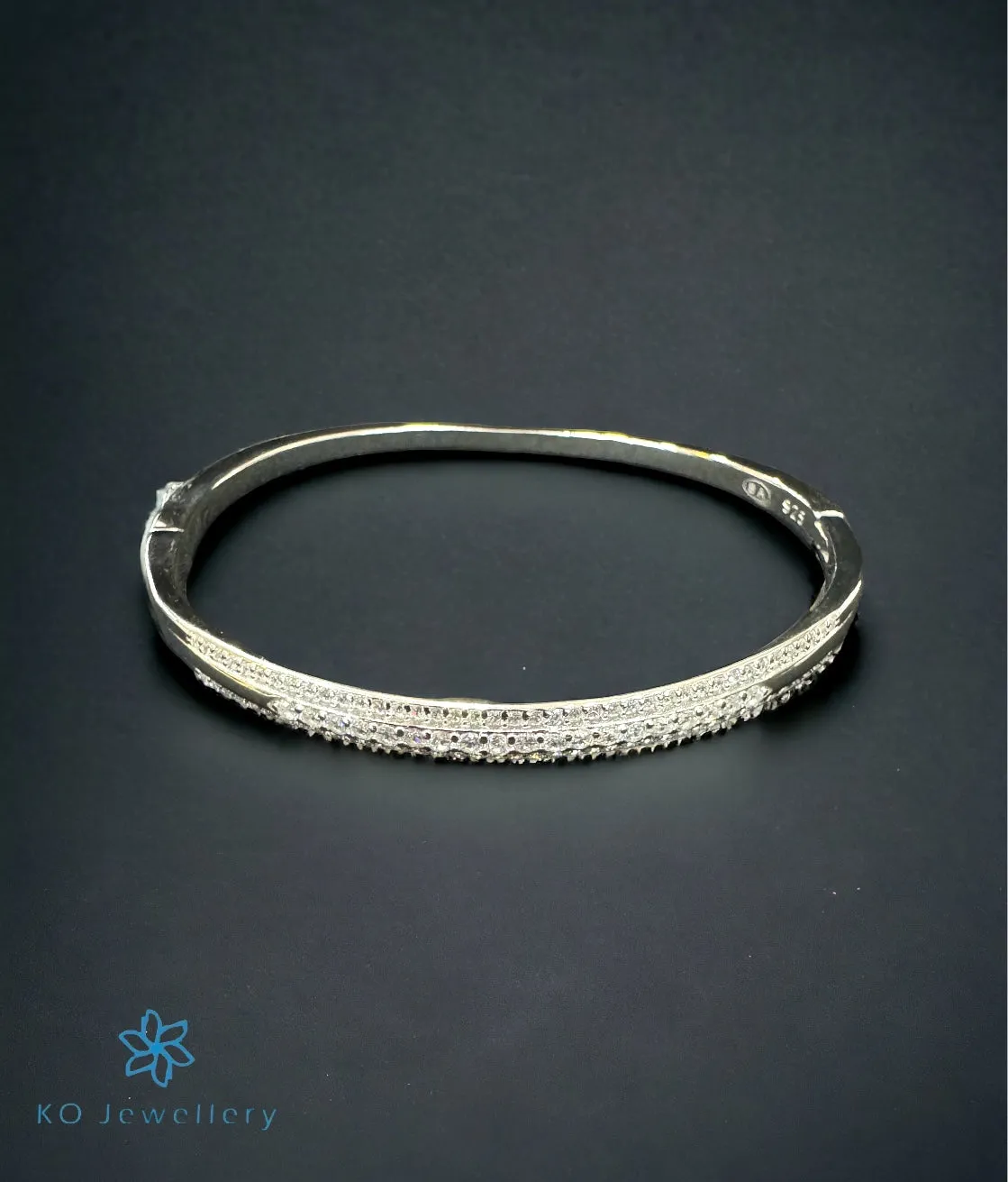 The Idris Silver Openable Bracelet