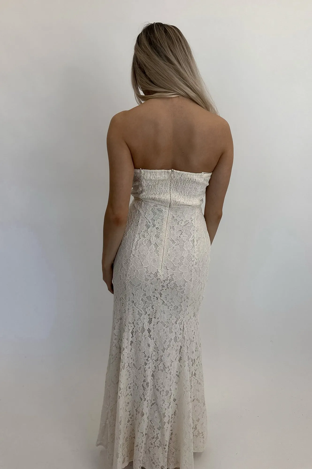 The Sweetheart Lace Maxi Dress Cream